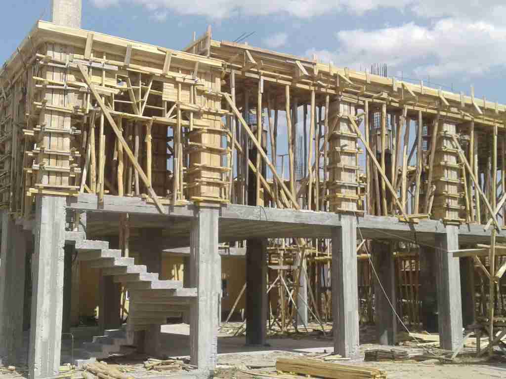 Karayazı İnşaat Kalıpçısı